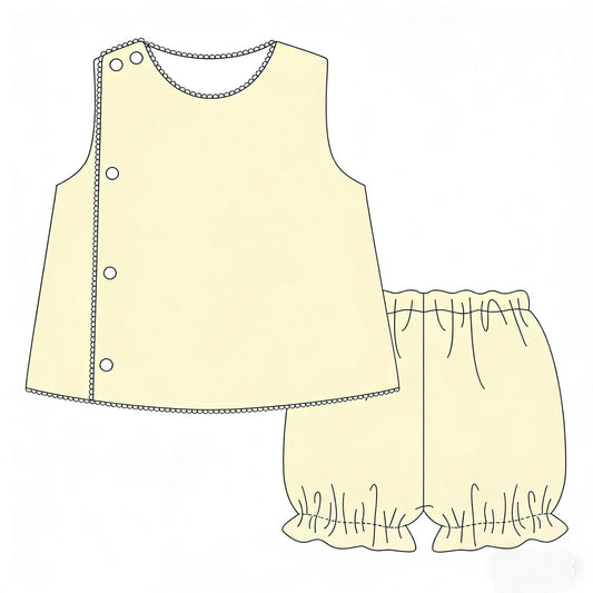 Nash & Co. Signature Scalloped Short Set